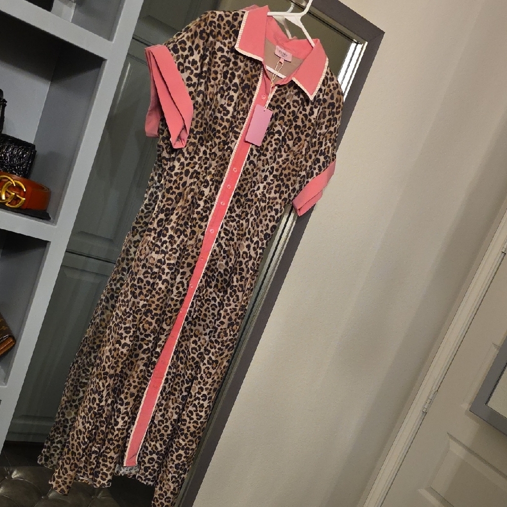 Entro Leopard Print Maxi Dress with Pink Accents - Picture 5 of 9